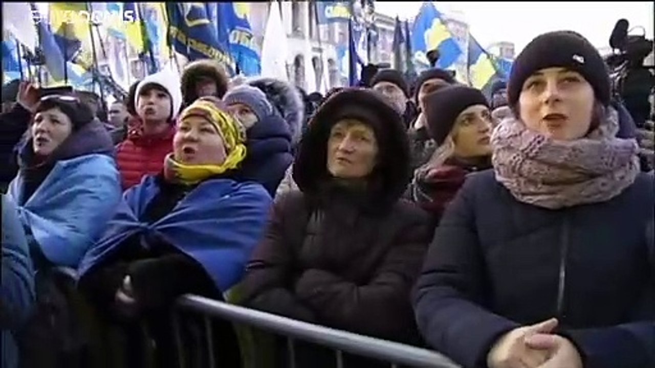 Vor Vierergipfel zum Ukraine-Konflikt: Tausende bei Demo in Kiew