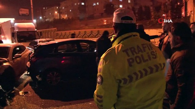 Şile Otoyolunda zincirleme trafik kazası: 2 yaralı
