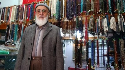 15 sene önce arkadaşının hediye ettiği tespih hayatını değiştirdi