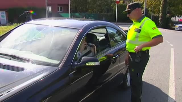 La DGT intensifica los controles de alcohol y drogas de cara a las cenas de empresas