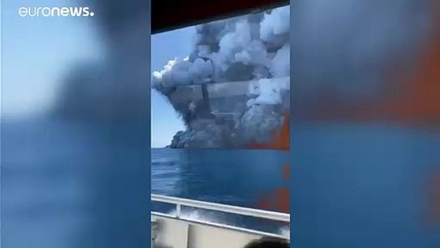 Извержение вулкана в Новой Зеландии: есть погибшие и раненые