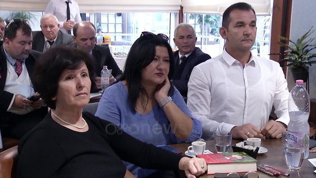 ORa News - Festat e 28-29 nëntorit bëjnë bashkë emigrantët e vendeve skandinave