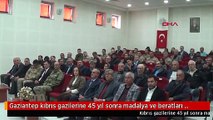 Gaziantep kıbrıs gazilerine 45 yıl sonra madalya ve beratları verildi