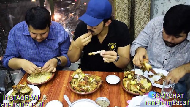 FULL CHICKEN SAJJI IN 15 MINS - CHALLENGE ACCEPTED, PAKISTANI STREET FOOD IN LAHORE.