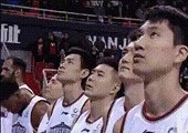 Çin'de milli marş okunurken bayrağa bakmayan Fransız basketbolcuya ceza