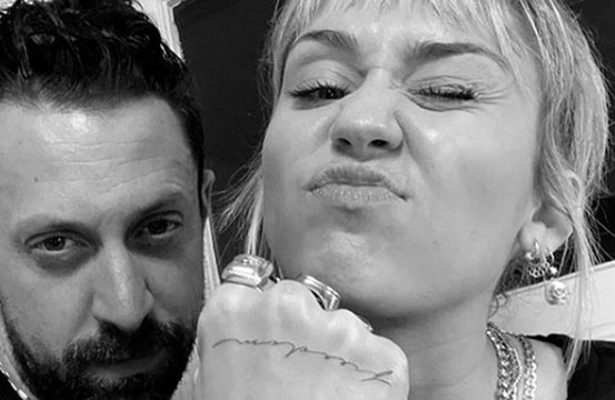 Miley Cyrus gets freedom tattoo