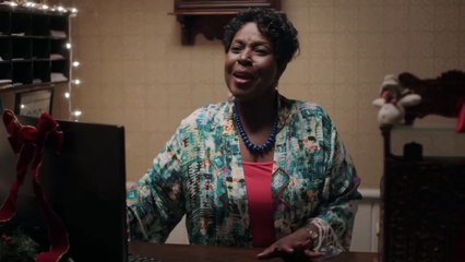 The Flight Before Christmas | Clip (2015) | Reginald VelJohnson, Jo Marie Payton, Mayim Bialik