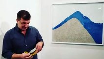 Il mange une oeuvre d'art de 120 000 dollars