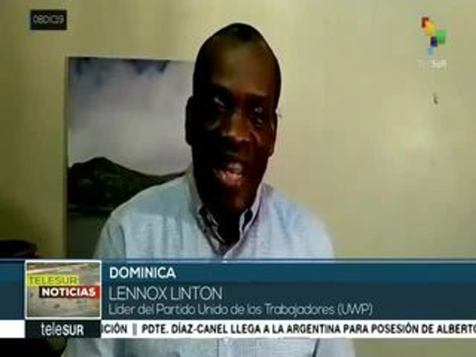 teleSUR Noticias: Ucranianos exigen postura fir...