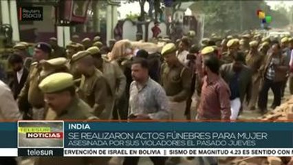 Sepultan a mujer hindú que fue quemada por sus violadores