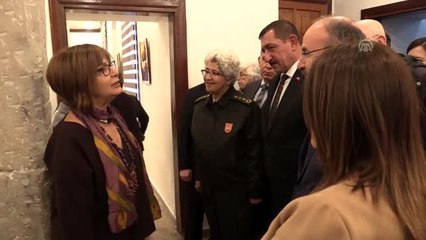 Kastamonu'da ilk kadın mitinginin 100. yılı dolayısıyla resim ve seramik sergisi