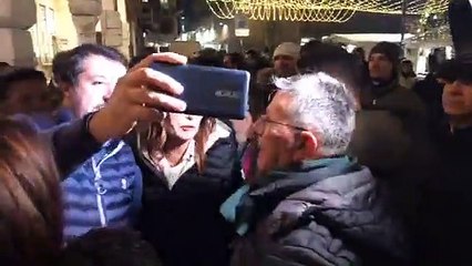 Download Video: Salvini a Ferrara ai mercatini di Natale insieme a Lucia Borgonzoni (09.12.19)