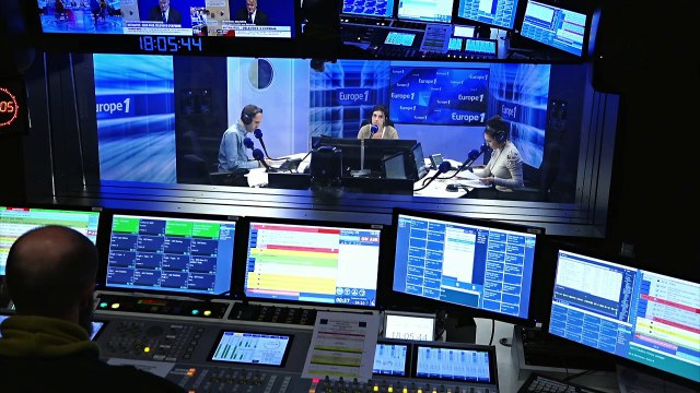 Les cheminots ne vont pas lâcher ! , échange tendu entre un cheminot et Jean-Baptiste Djebbari