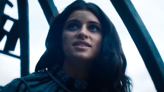 The Witcher - Présentation Yennefer (VOST)