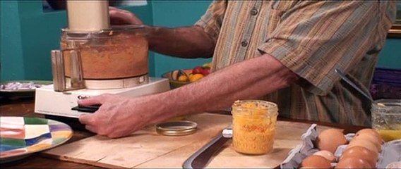 Preparing Ground Chuck with Tomato Sauce