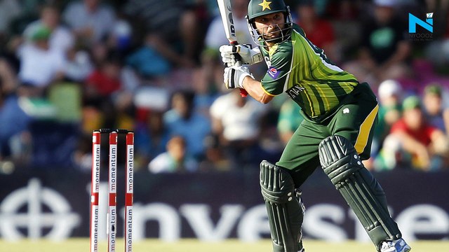 Rohit Sharma fastest batsman to 400 international sixes