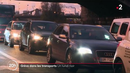 Grève du 9 décembre : scènes de tension dans les transports en commun à Paris