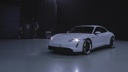 Porsche The Art of Light - Inspired by E-Performance