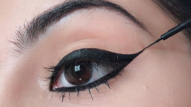 How to Apply Kajal Without Smudging ,Tips Every Girl Should Know । Boldksy