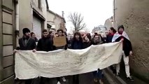 Défilé dans les rues Neufchâteau : 95 lycéens et syndicalistes entre chant des Partisans et Marseillaise