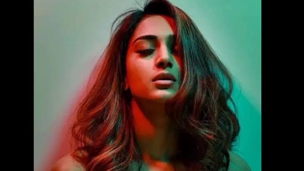 Erica Fernandes is winning people's hearts with her photos