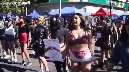 "مغتصب في طريقك".. نشيد النساء المعنفات من تشيلي إلى كل نساء العالم