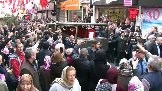 Şehit kadın bomba imha uzmanı Esma Çevik için helallik alındı