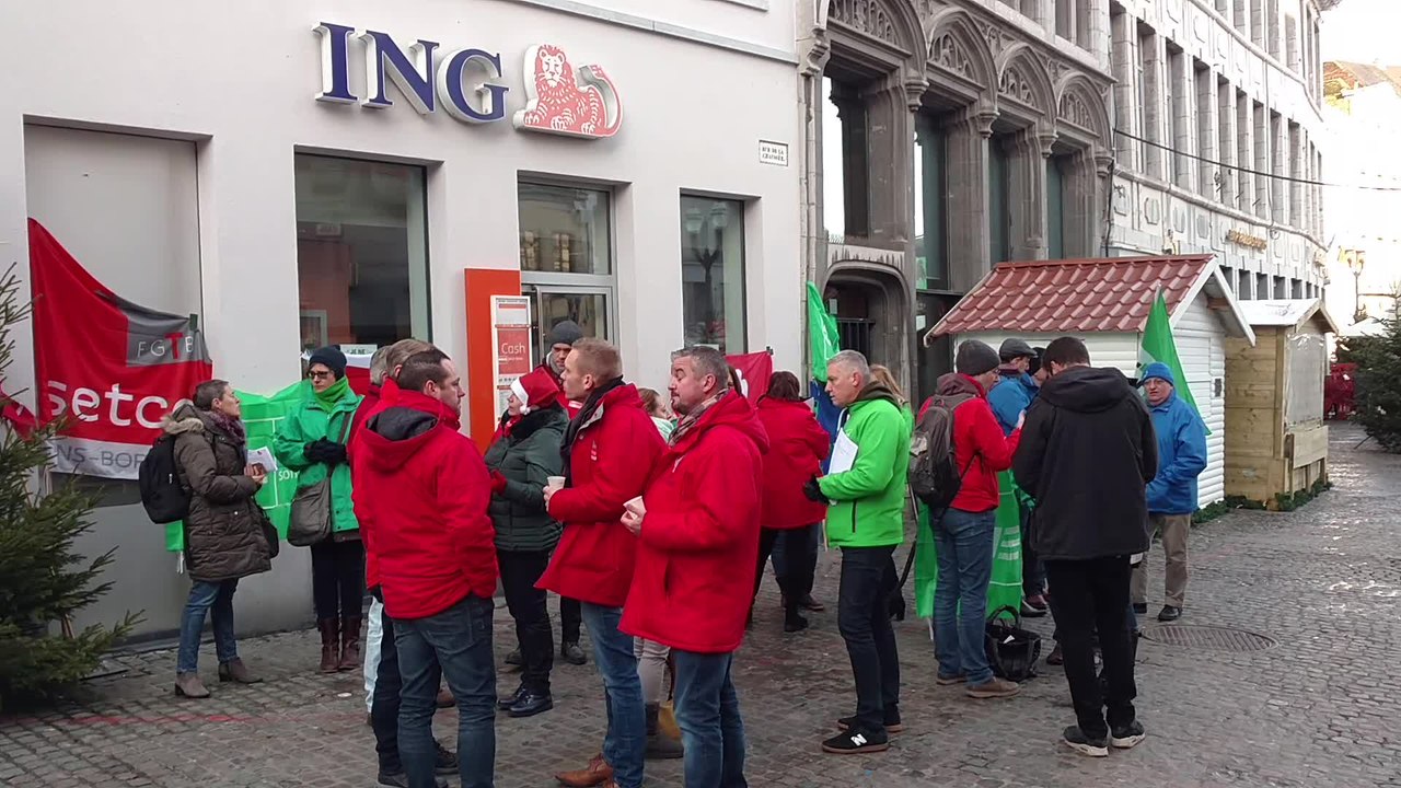 Mons: action syndicale devant la banque ING