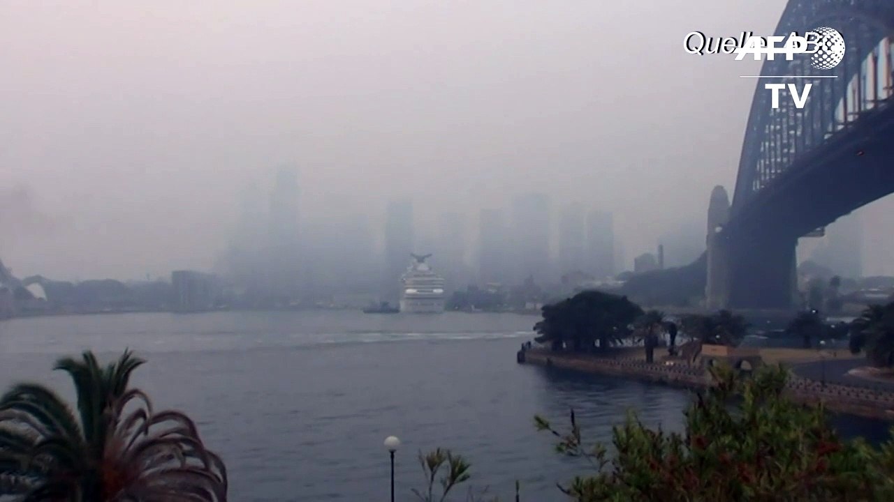 Sydney versinkt in dichten Rauchschwaden