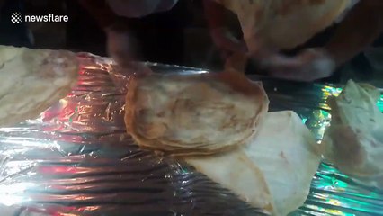 Syrian chefs claim world record with 18 metre shawarma