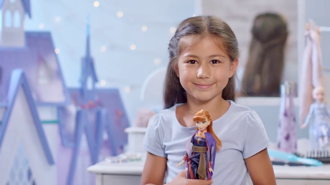 La Reine des Neiges 2 - Tuto _ La coiffure d'Anna _ Disney