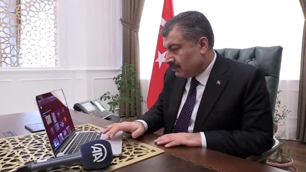Bakan Fahrettin Koca'nın tercihi "Millilerden asker selamı" oldu