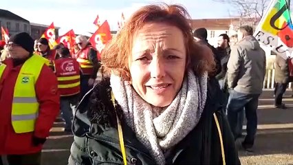 Bar le Duc : Rassemblement devant la gare SNCF
