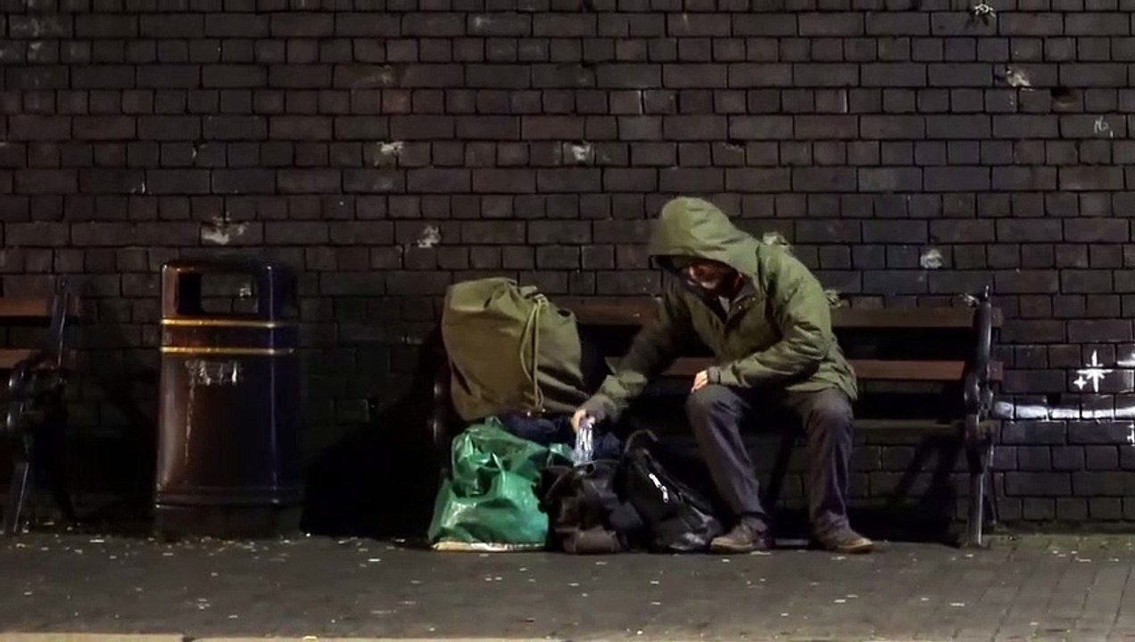 Nouvelle peinture de Banksy sur un mur à Birmingham (Angleterre)