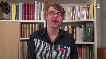 "J'ai été frappé au sol" : le témoignage d'un professeur agressé par l'un de ses élèves