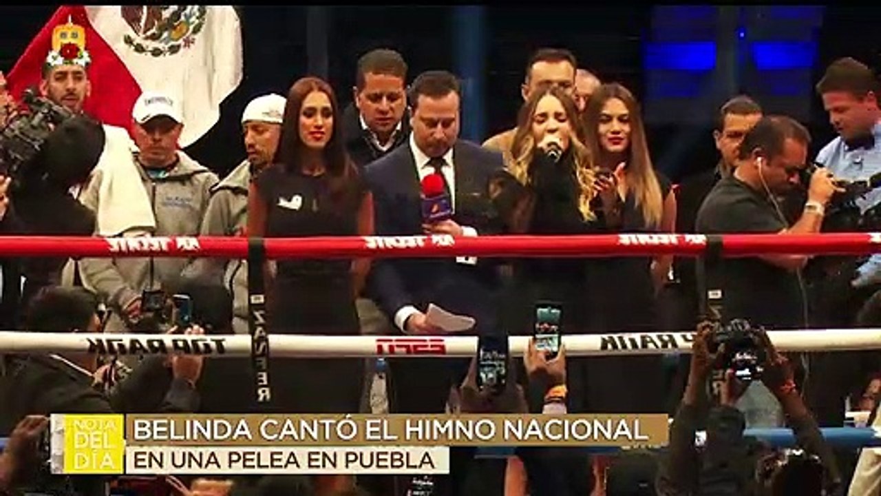 Belinda cantó el Himno Nacional en una pelea en...