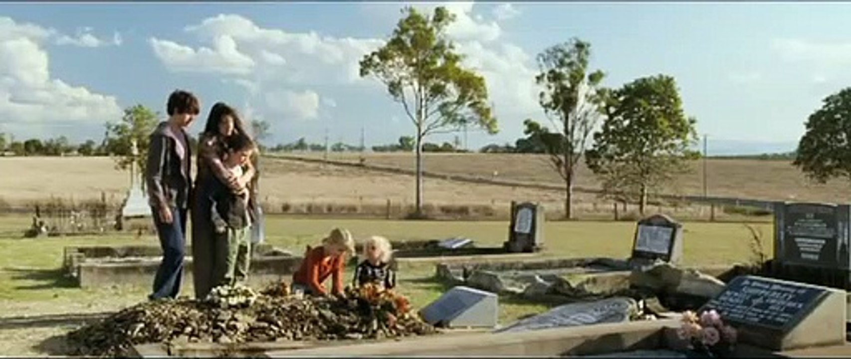 The Tree | Trailer Cannes 2010 OUT OF COMPETITION Julie Bertuccelli