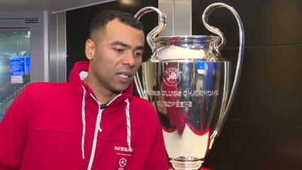 Video herunterladen: Ashley Cole reveals Ancelotti influence in Real Madrid snub