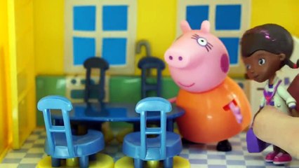 Download Video: Dottoressa Peluche Italiano Peppa all'Ospedale Episodio Peppa Pig Italiano Giochi Pongo Play