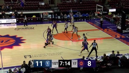 Moses Brown Posts 20 points & 11 rebounds vs. Northern Arizona Suns