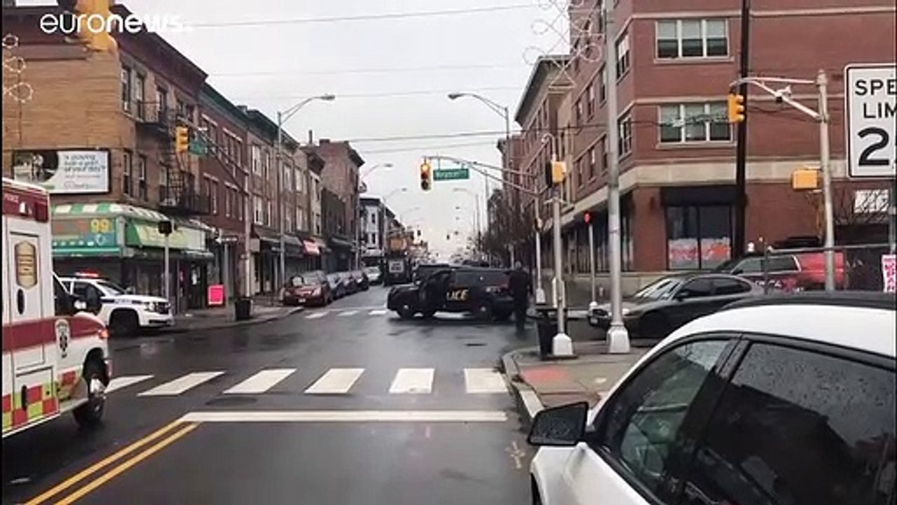 Affrontement armé dans un cimetière et dans les rues de Jersey City, 6 morts