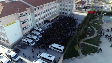 Sultangazi'de öğrencilerin tehlike dolu yolculuğu sona erdi