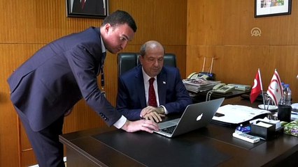 KKTC Başbakanı Tatar, AA'nın 'Yılın Fotoğrafları' oylamasına katıldı - LEFKOŞA