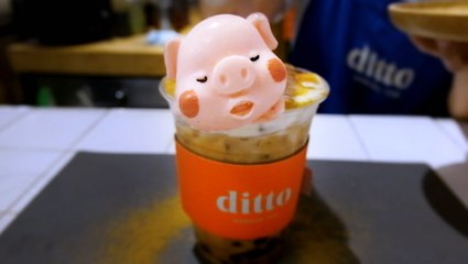A bubble-tea shop in Bangkok tops its drinks with animal-shaped marshmallows