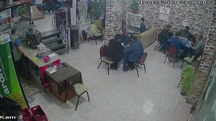 Balıkesir'de 4,6 büyüklüğünde deprem güvenlik kamerasında