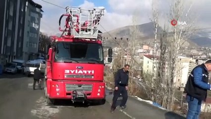 Özel Harekat polislerini taşıyan minibüs şarampole yuvarlandı: 3 yaralı