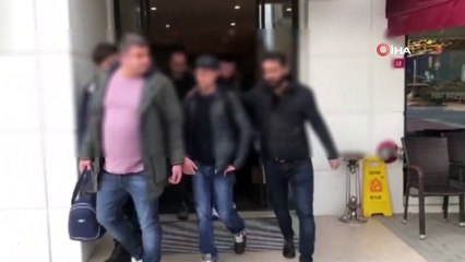Uluslararası oto hırsızlık şebekesine operasyon: 5 gözaltı
