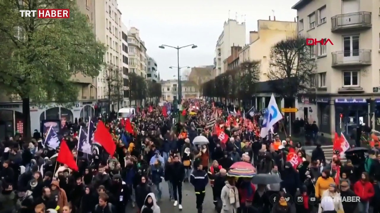 Fransa polisinden eylemcilere sert müdahale