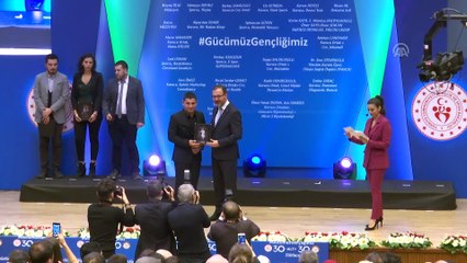 Bakan Kasapoğlu'ndan '30 Altı 30' programında yer alanlara ödül (2) - ANKARA