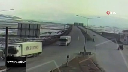 HDP'li Başkan'a suçüstü... Sınırdan terörist geçirirken yakalandı